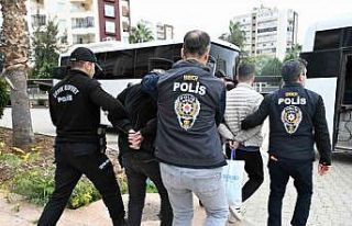 Mersin’de milyarlık yasa dışı bahis operasyonu:...