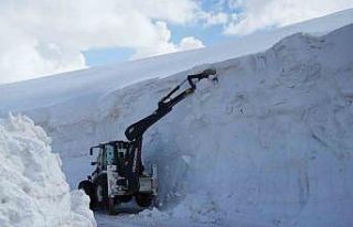 Muş’ta kar kalınlığı 6 metreyi aştı