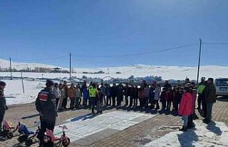 Muş’ta öğrencilere jandarmadan trafik ve güvenlik...