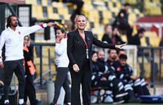 Necla Güngör Kıragası: "B Ligi’nde artık...