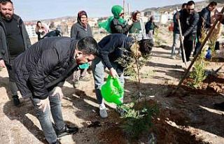 Nevşehir’de binlerce fidan toplarla buluştu