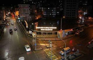 Niğde’de Ramazan ayında Ömer Halisdemir Meydanı’nda...