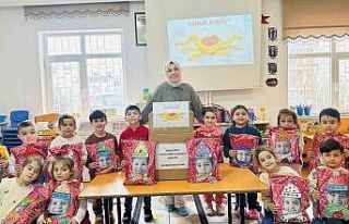 Ordu’da minikler, ördükleri atkıları Hatay’daki...