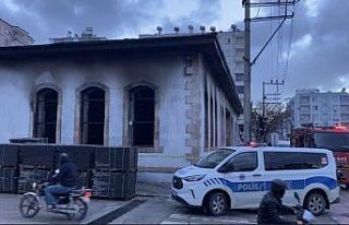 Osmaniye’de restorasyonu yapılan asırlık okulda...