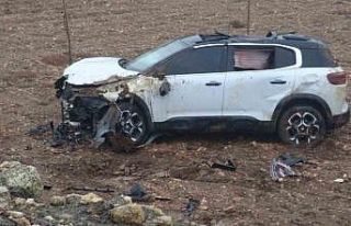 Otomobil şarampole yuvarlandı, aynı aileden 5 kişi...