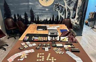 Özel davetiyeli poker masasına emniyet operasyonu:...