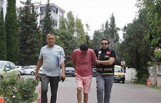 Parkta oğlunu 37 bıçak darbesiyle öldüren babaya...