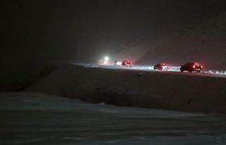 Pervari ve Şirvan’da kar yağışı köy yollarını...