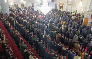 Peygamberler şehri Şanlıurfa’da Berat Kandili...