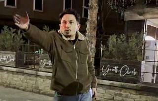 Polise zor anlar yaşattı, gazeteciyi görünce "Çekin...