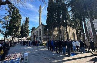 Ramazan’ın ilk cumasında camiler doldu taştı