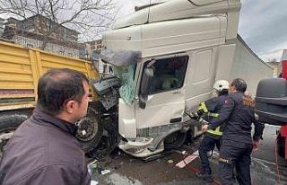 Rize’de arıza yaptığı için park halinde olan...