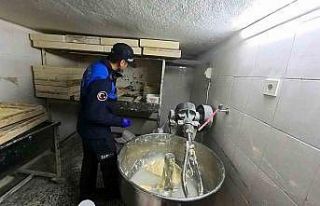 Şahinbey Belediyesi zabıta ekiplerinden Ramazan...