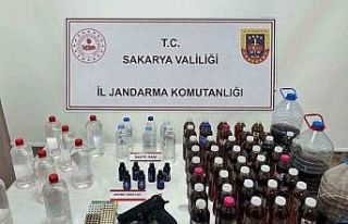 Sahte alkolleri piyasaya sürecekti, jandarma yakaladı