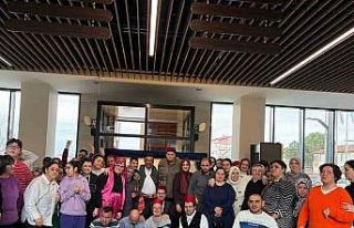 Sakarya’da engelli bireylerden ’Ramazan’ etkinliği