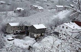 Sakarya’nın yüksek kesimleri beyaz gelinliğini...