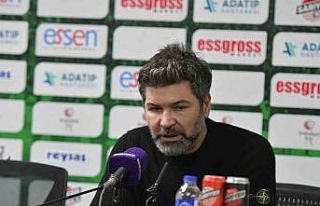 Sakaryaspor’da Teknik Direktör Hakan Kutlu ile...