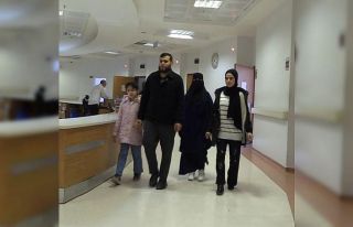 Şanlıurfa’da yatağa bağlı kardeşler tedavi...