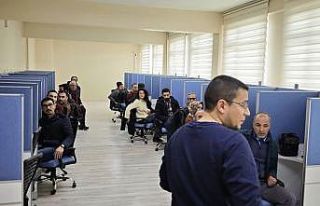 Sarıgöl’de öğretmenlere e-Sınav eğitimi