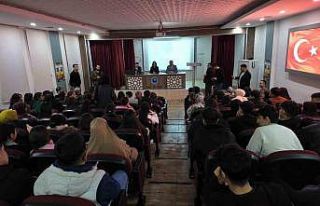 Siirt’te cumhuriyet savcıları lise öğrencilerini...