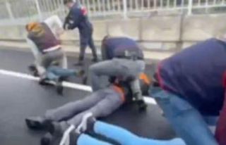 Silahla tehdit edilerek evine girilen kadının ellerini...