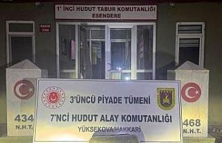 Sınırda 5 kilo 842 gram uyuşturucu ele geçirildi