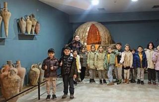 Sinop’ta minik öğrenciler müzede keşfe çıktı