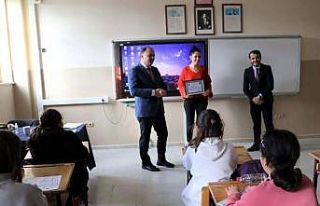 Sinop’ta öğrenciler için gönüllü çalışan...