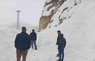 Şirvan’da yolda kalan araçlar kurtarıldı