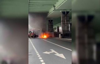 Şişli’de seyir halindeki otomobil alev alev yandı