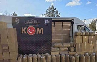 Sivas’ta 840 bin makaron ve yüzlerce kilo kaçak...
