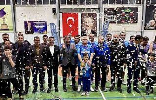 Sivrihisar’da ’Kurumlar Arası Voleybol Turnuvası’...