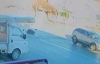 SUV aracın çarptığı yaya yola savrularak yaralandı