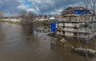 Tarihi Evliya Kasım Paşa Camii’ni taşkın suları...