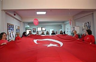 Tekirdağ Büyükşehir’den bayrağa saygı