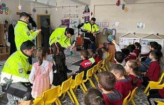 Tercan’da öğrencilere trafik eğitimi