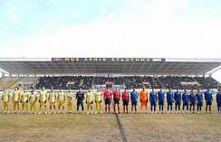 TFF 2. Lig: Muş Spor Kulübü: 4 - Menemen FK: 1
