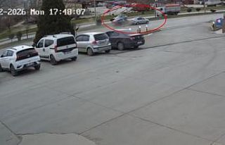 Tokat’ta 2 kişinin yaralandığı kaza kamerada