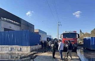 Torbalı’daki fabrika yangını söndürüldü