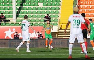 Trendyol Süper Lig: Alanyaspor: 1 - Konyaspor: 0...