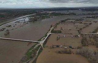 Tunca ve Meriç’te taşkın havadan görüntülendi