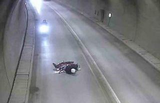 Tünelde motosikletten düşüp metrelerce sürüklendi:...