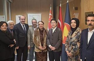 Türkiye-Singapur arasında stratejik sağlık teması