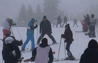 Uludağ’da rekor yoğunluk: 47 bin araç giriş...