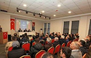 Vali Çelik Kiğı’da muhtarlarla bir araya geldi