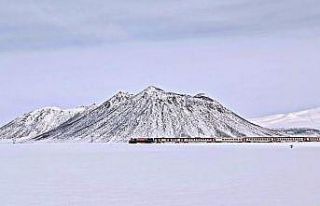 Van Gölü Ekspresi’nin Kirkor Dağı eteklerindeki...
