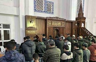 Van’da Ramazan ayının ilk teravih namazı kılındı