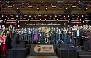 Veysi Kubba’ya ikinci kez Altın Lider ödülü