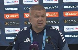 Volkan Kazak: "Oyuncularımızı canı gönülden...
