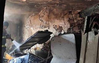 Yangında kuşları yanan çocuğu mahalle sakinleri...